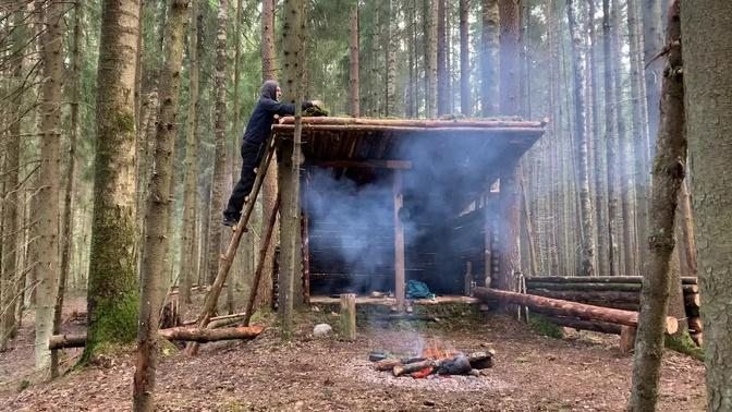 Building Bushcraft Shelter 2 Solo Overnight Waterproof Roof