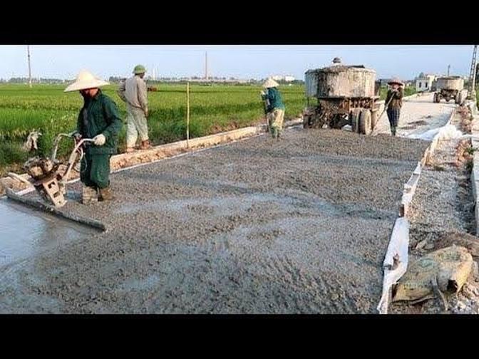 Project to build a concrete road to renovate a village innovation