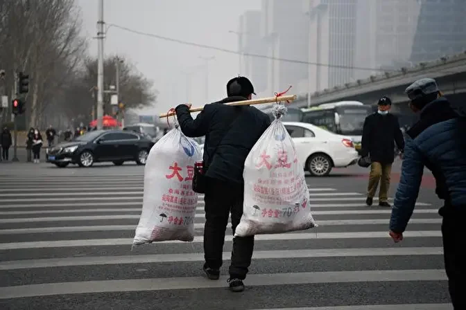 「不如花錢買好吃的」 中國醫保人數暴跌