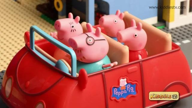 Wheels on the Bus with Peppa Pig & Family | The Wheels on the bus Go round and round | Bus Song