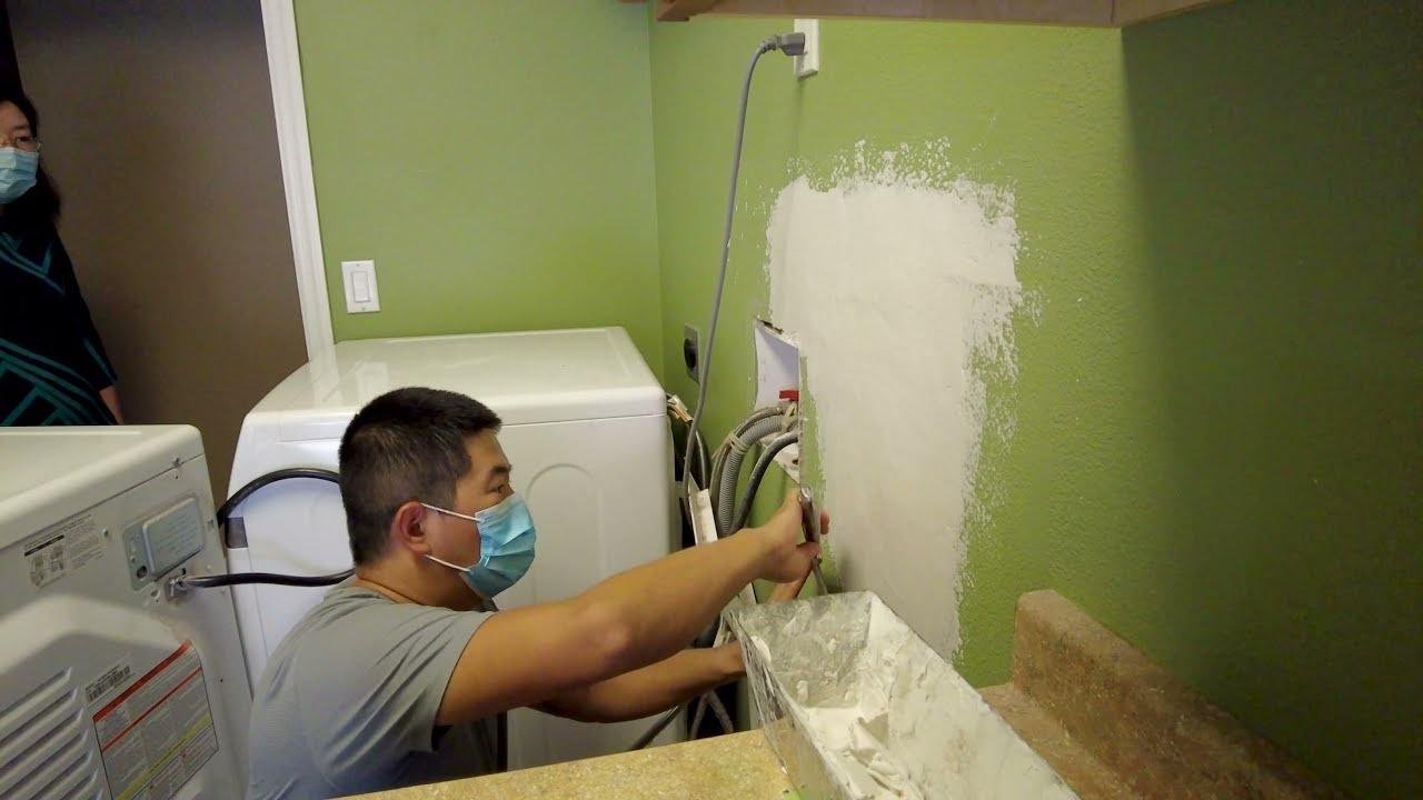 Dryer vent broken in the wall烘干机墙内通风管道断开如何维修，第一次遇到这种墙内管道分开
