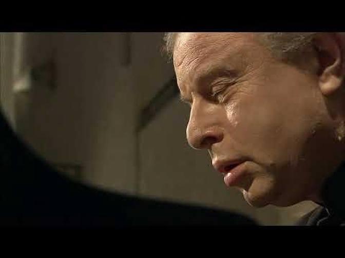 ANDRAS SCHIFF Bach French Suites | Videos | Andras Schiff | Gan Jing ...