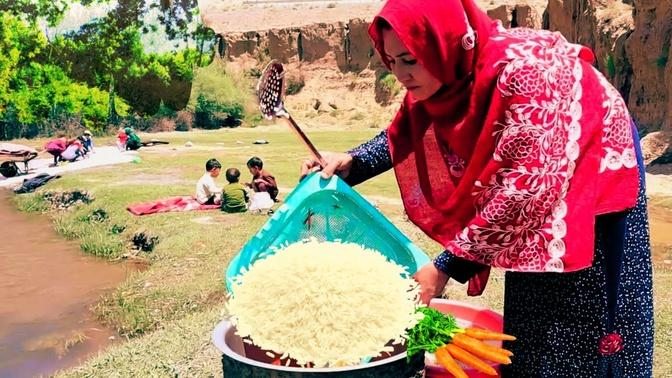 Afghan Village Style Cooking _ Kabuli Polau _ Afghani Polau With Chicken _Daily Routine Village
