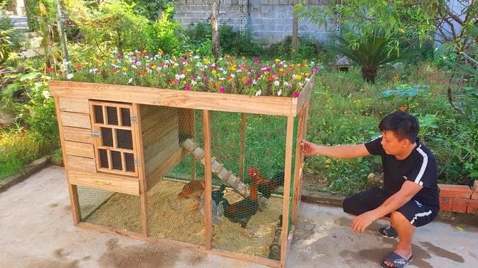 The design of a 2-storey chicken coop with a roof is a flower garden.