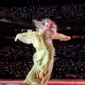 Love Dance Singer Fans