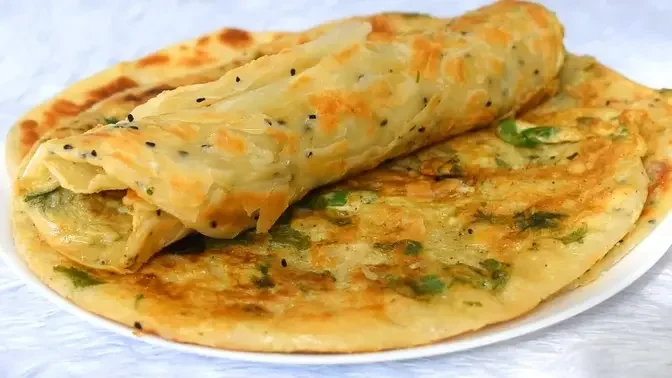 Crispy egg paratha recipe ｜ Homemade restaurant-style flaky layered egg paratha roll - Anda paratha