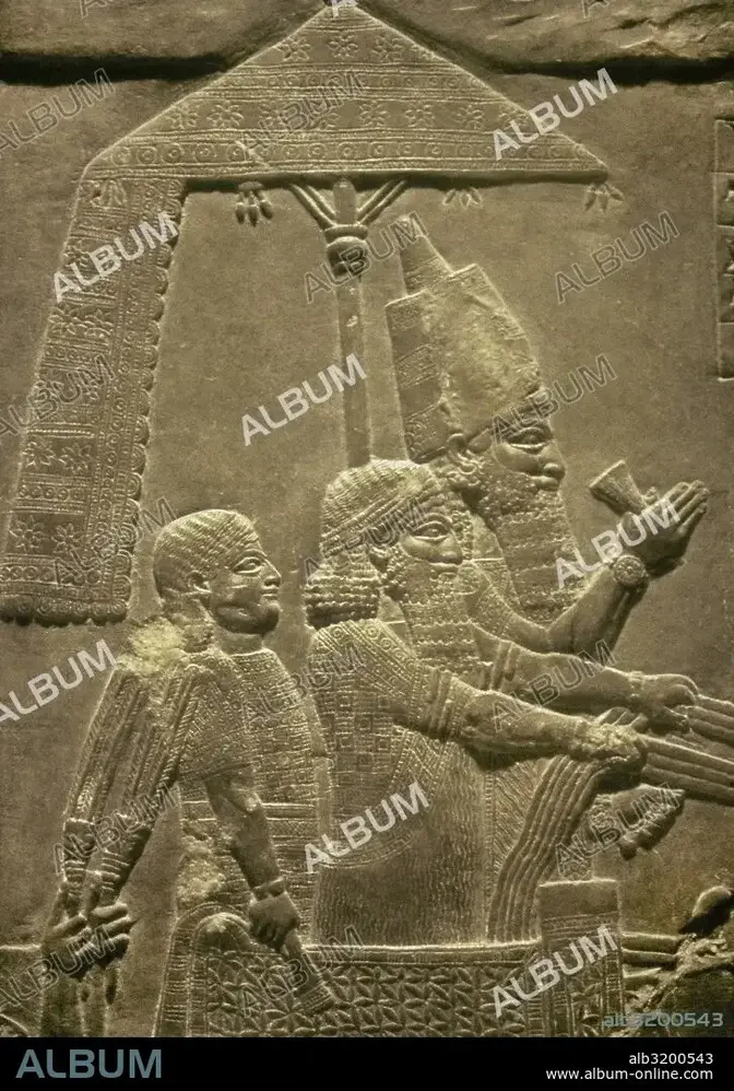 Palace of Ashurbanipal, Nineveh, Iraq. Ashurbanipal with his subjects in his chariot. Relief, detail. Upper Mesopotamia. Neo-Assyrian Empire. 7th cent