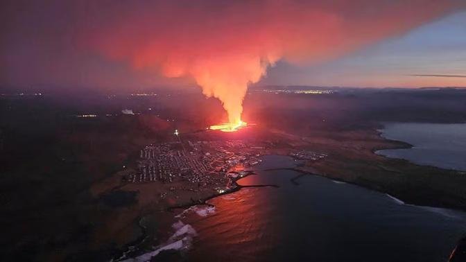 Volcano erupts in Iceland, flowing lava reaches fishing town