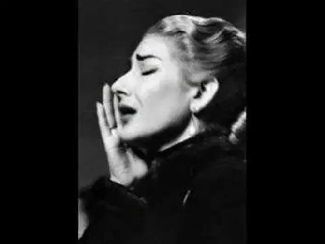 Maria Callas sings La Sonnambula: Ah, non credea mirarti... Ah! non giunge