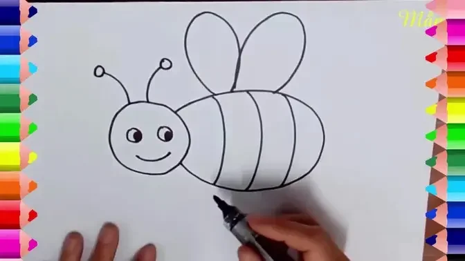 Bạn đang tìm kiếm một hướng dẫn đơn giản để vẽ con ong? Hình ảnh của chúng tôi sẽ giúp bạn thấy được cách dễ như trở bàn tay để tạo ra một bức tranh tuyệt vời.