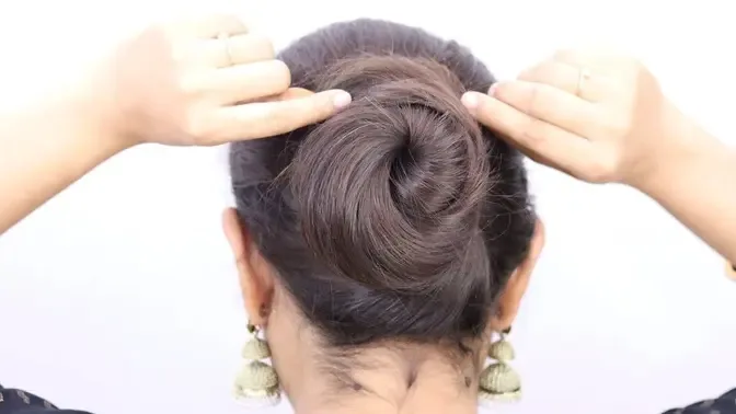 Only Pins Super Easy Bun Hairstyle For Long Hair Girls Long Hair Hairstyles  Juda Hairstyle Girls