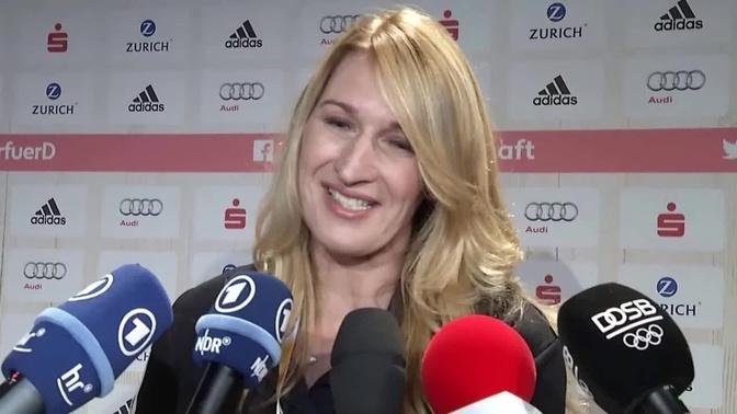 Steffi Graf Zu Gast Bei Olympia 2016 In Rio - Interview | Videos | DI ...