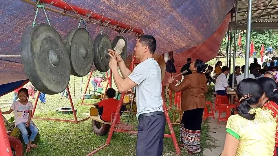 Đỉnh cao đánh cồng chiêng đổi tay - Dân tộc và Miền núi @dantocvamiennuivn