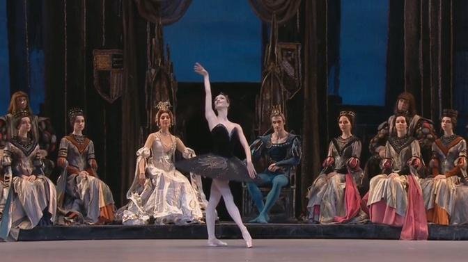 莫斯科大劇院 Bolshoi 新版芭蕾舞劇《天鵝湖》中的《黑天鵝獨舞》（Odile variation）