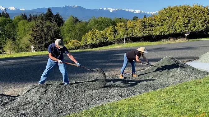 How to Install a Gravel Parking Strip, Part 2 – Spreading Gravel – DIY!