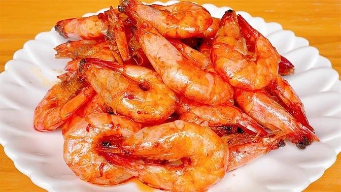油焖大虾最正宗的做法，不加一滴水，色泽红亮，口感鲜香甜咸，香 。Fried Shrimps，油燜大蝦
