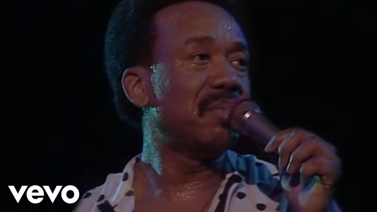 Earth, Wind & Fire - After The Love Has Gone (Live)