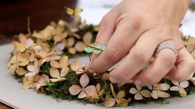 Having Some Fun with Dried Hydrangea Blooms! 🌸🙌💚 // Garden Answer