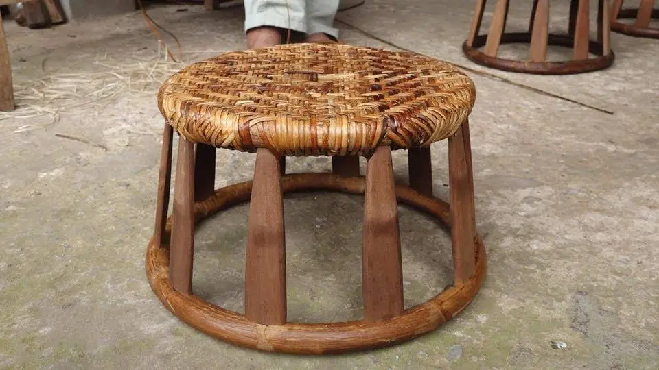Câu chuyện kỳ lạ về chiếc ghế mây của người Thái
