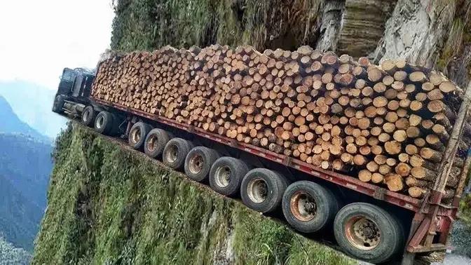 Amazing Dangerous Biggest Logging Wood Truck Operator Skills - Fastest Climbing Wood Truck Driving