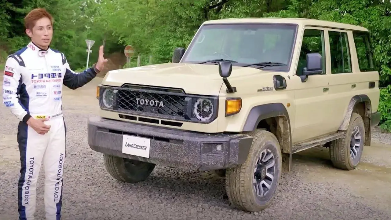 Toyota LAND CRUISER "70 Series" (2024) - Off Roading, Cleaning & Features