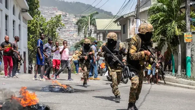 Armed gangs jailbreak 4,000 inmates in Haiti after days-long gun battle with police