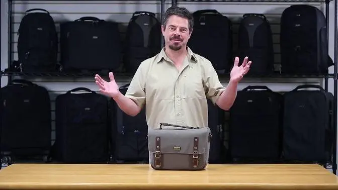 Using the security flap on the Signature Shoulder Bag - Tech Tops