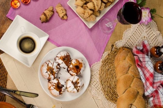Discover the Traditional Foods of Hanukkah and How They Have Been Preserved Through Time