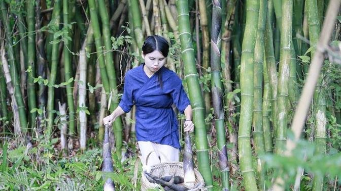 Pull 30 kilograms of moso bamboo shoots cook with a big bowl of Liuzhou snail