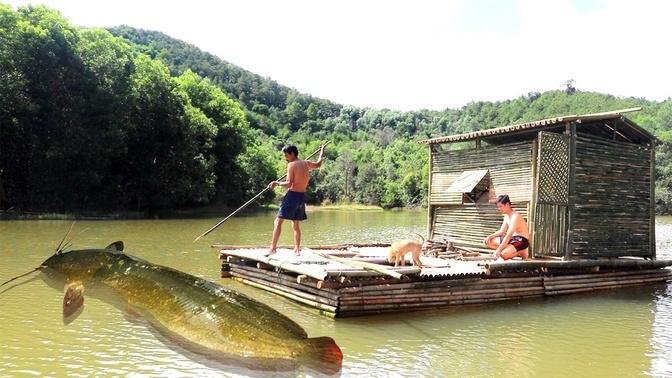 60 days to build a house on the water, build a bamboo swimming pool, catch grilled fish