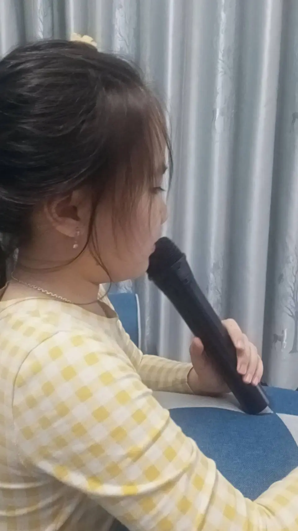 karaoke khi ông mặt trời thức dậy