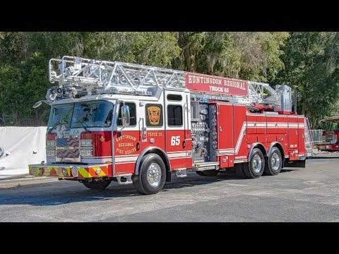 Walk Around of Huntingdon Regional Fire and Rescue's HR 100 Aerial - SO144548