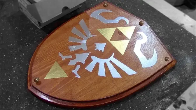 How to Make: Link's Wooden Shield - Zelda