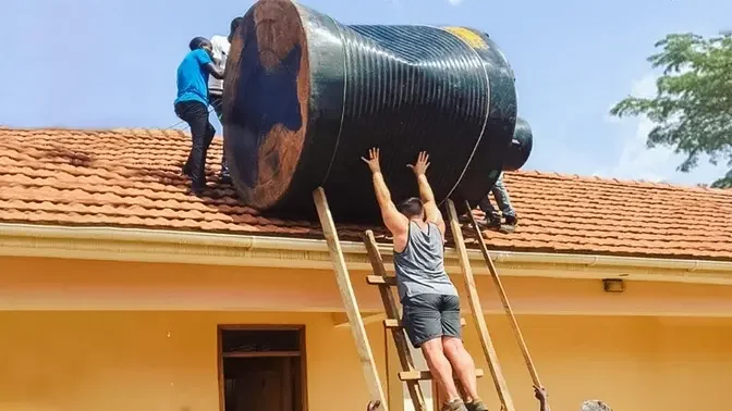 Most Satisfying Videos Of Workers Doing Their Job Perfectly #24
