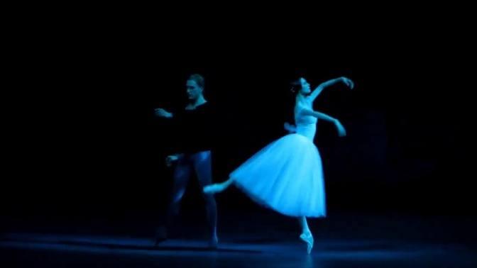 Svetlana Zakharova, David Hallberg - Giselle Act2