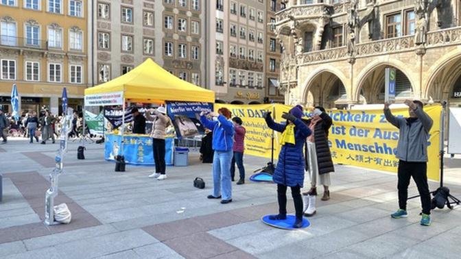 Germania: Prezentare Falun Dafa în München